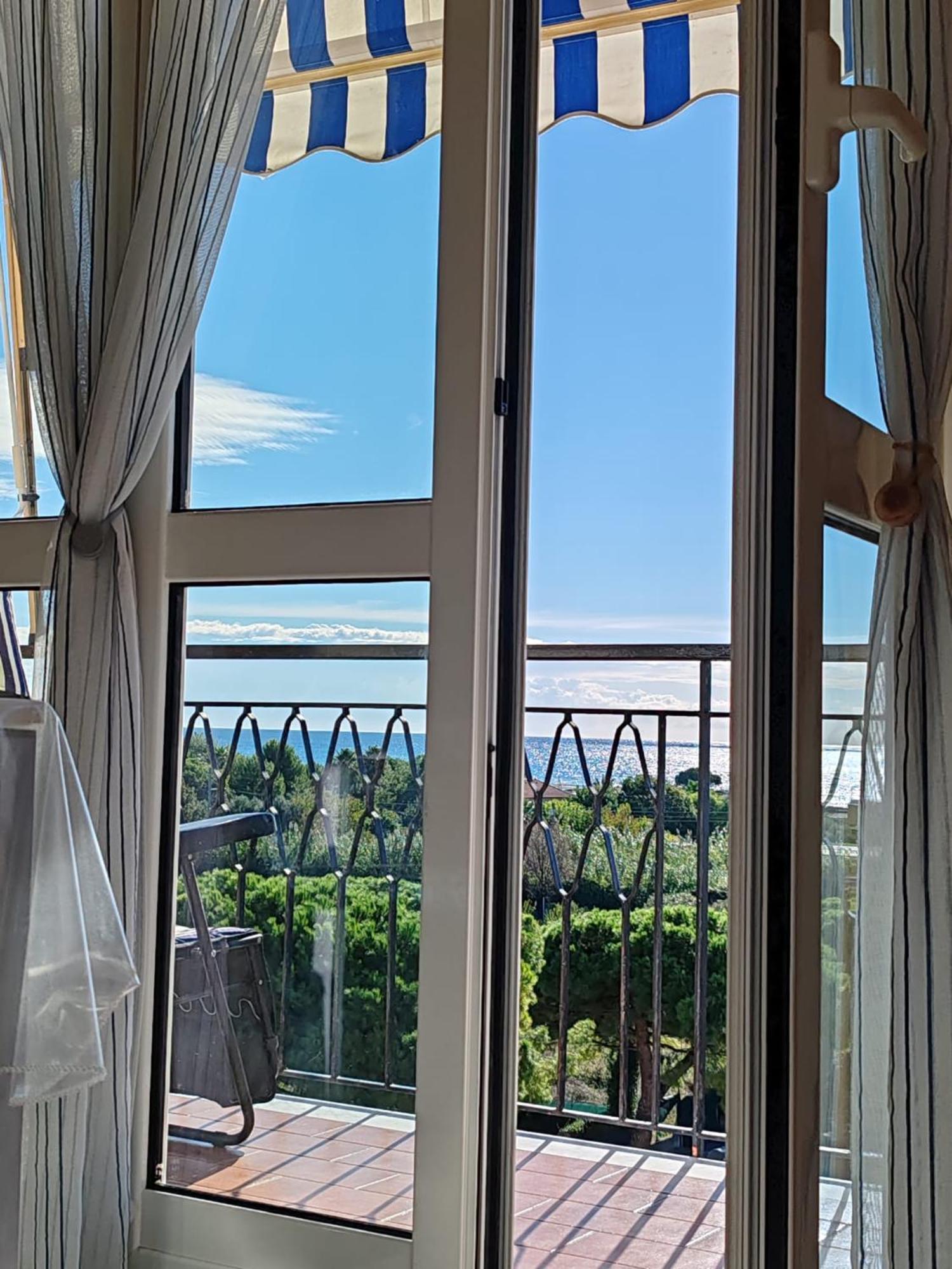 Appartamento Vista Mare Albenga Exterior foto