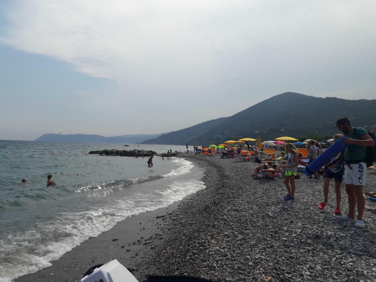 Appartamento Vista Mare Albenga Exterior foto