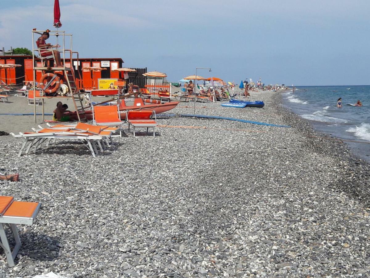 Appartamento Vista Mare Albenga Exterior foto